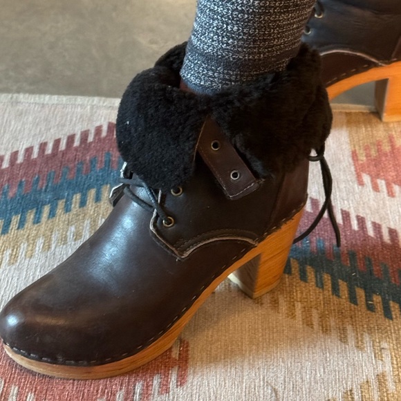 No.6 Clog Shearling Lined Lace Up Boot Sz 39 Black & Brown Natural Base 3” heel - Picture 13 of 16